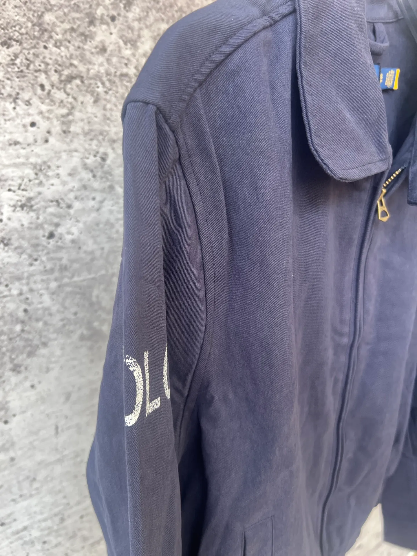 P310 Ralph Lauren autumn old style classic lapel women's twill washed jacket, a popular item in Xiaohongshu's major live broadcast rooms, pony embroidery on the chest, cracked printed letters on the sleeves, customized hardware accessories, and restored workmanship details